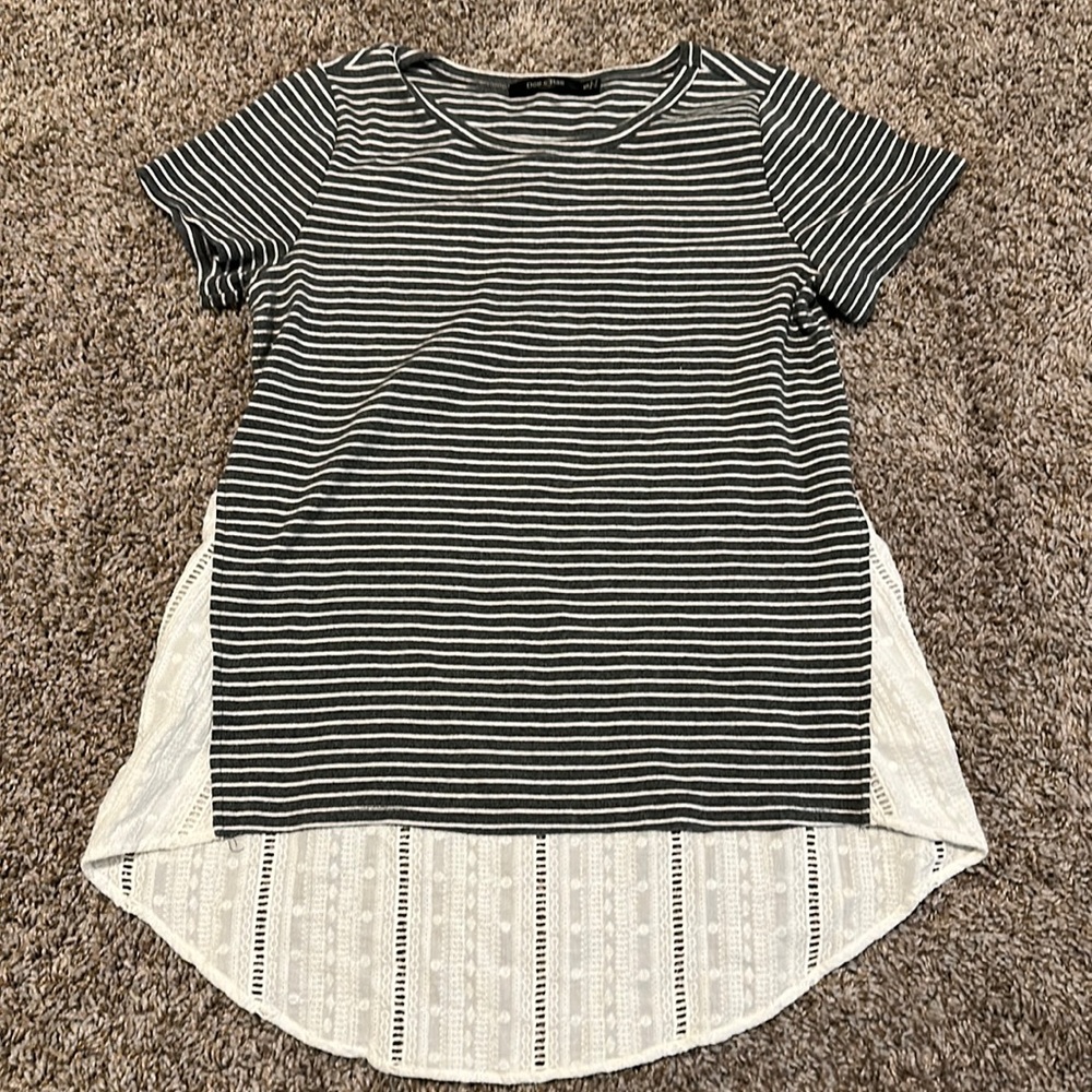 Boutique shirt, size small
